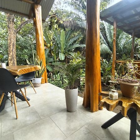El Gecko Hotel & Tours Paquera Exterior photo